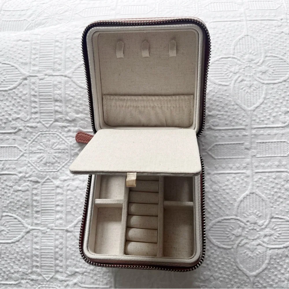 NWOT Mark & Graham Concourse Cognac Travel Jewelry Case - Picture 4 of 8